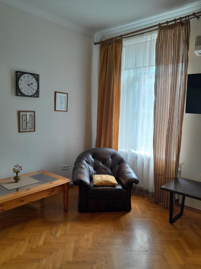 Apartment On Hretska 26/28 Odessa Ngoại thất bức ảnh